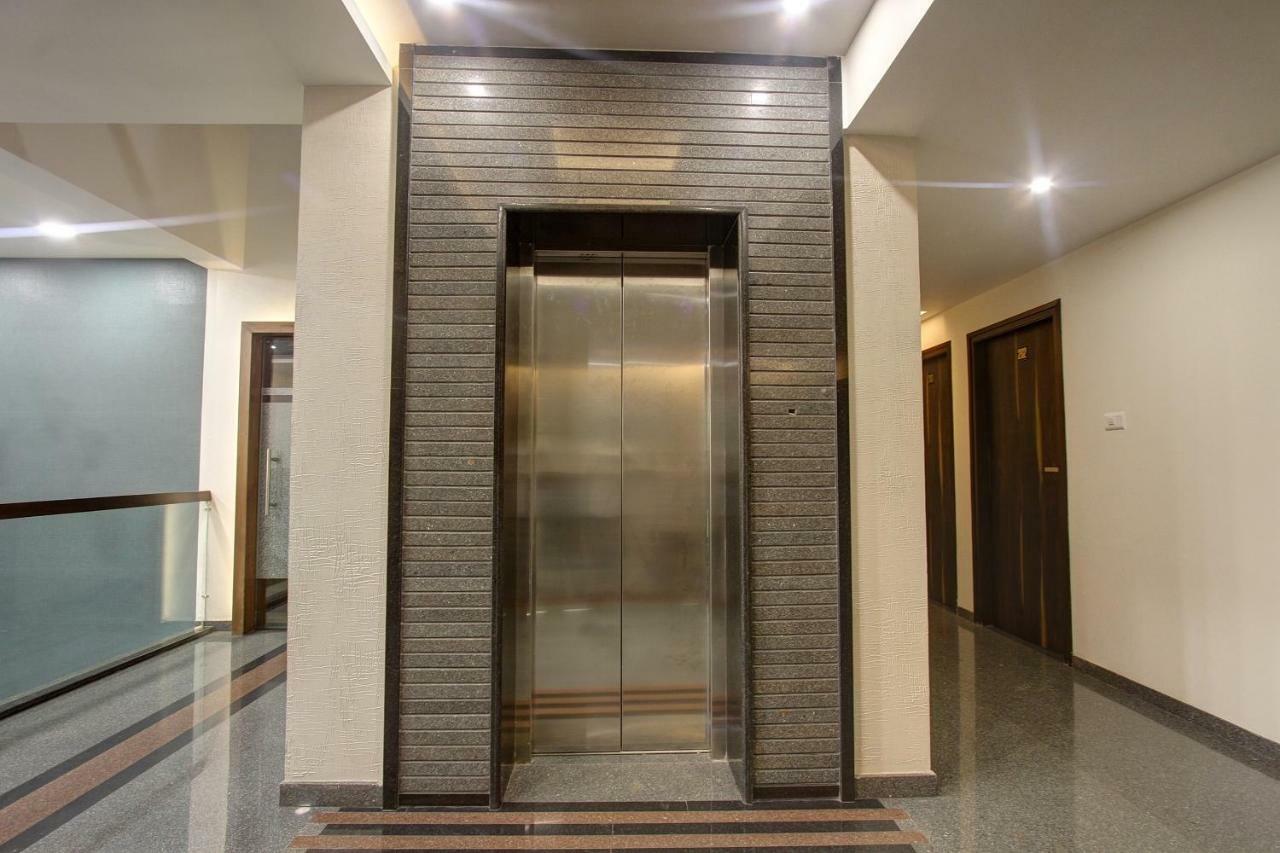 Oyo 39568 Alekha Gateway Hotel Sirsi ภายนอก รูปภาพ