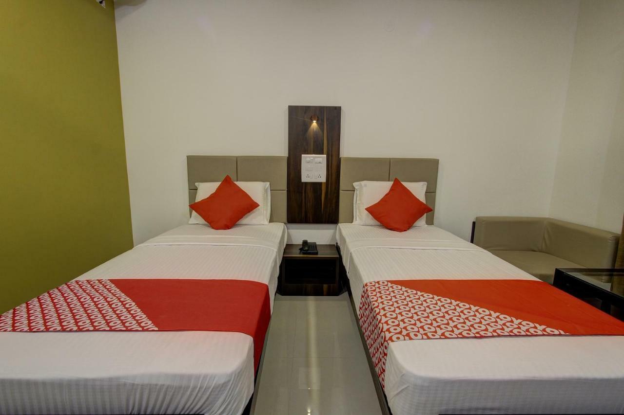 Oyo 39568 Alekha Gateway Hotel Sirsi ภายนอก รูปภาพ